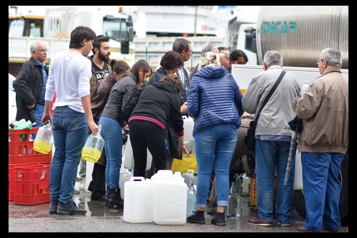 Messina senz’acqua. E senza soluzioni