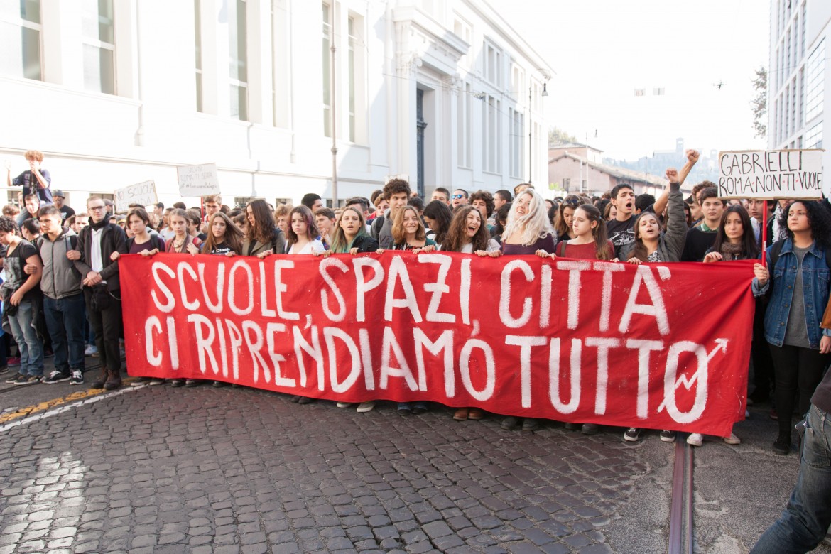 Buona scuola di manganelli