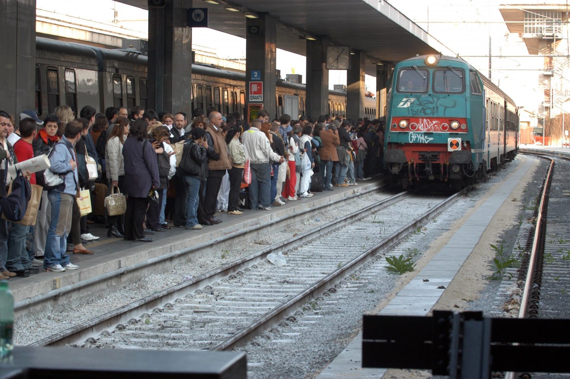 Il governo si vende le ferrovie