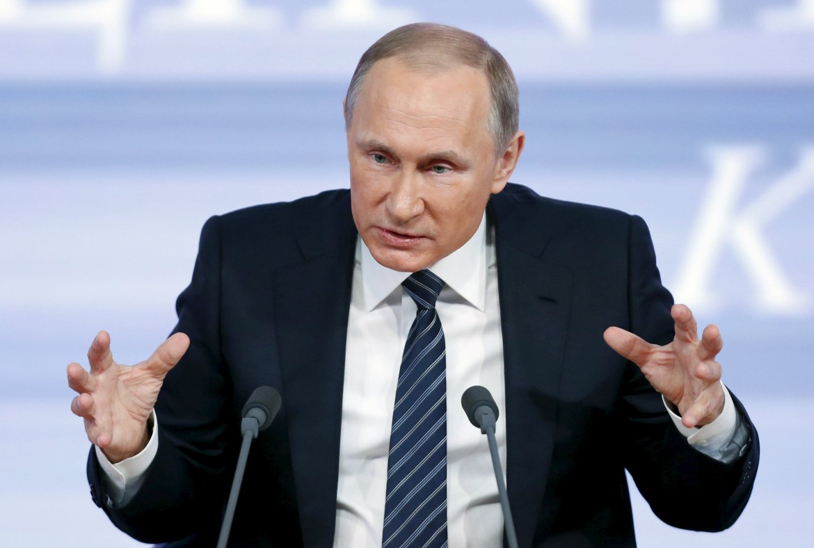 Putin: «L’espansione della Nato è una minaccia»