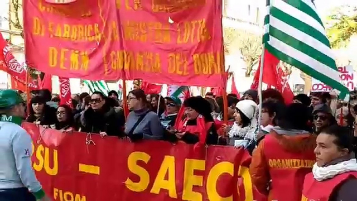 L’ultimatum Saeco: “Via il presidio o delocalizziamo”