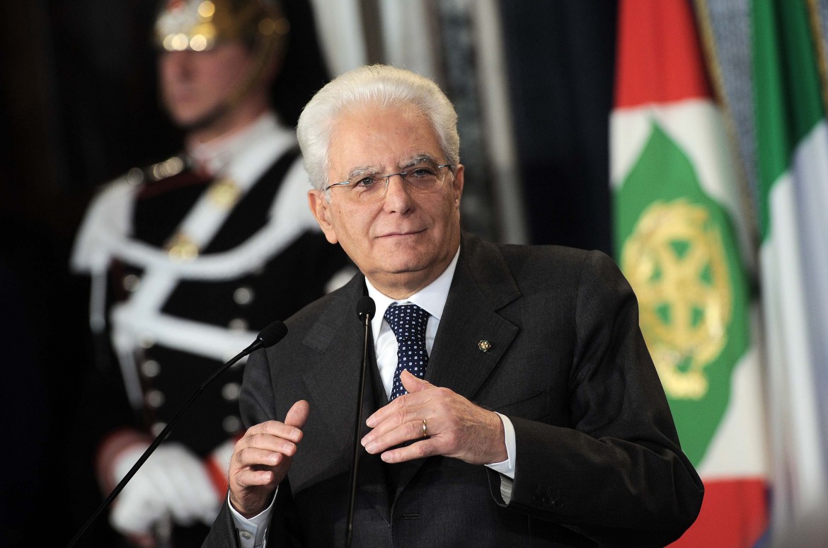 Mattarella: «No all’illegalità e all’abuso dei voucher»