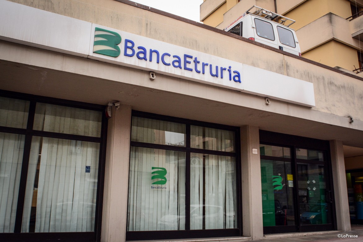 Consulenze Banca Etruria, tutti assolti compreso Boschi