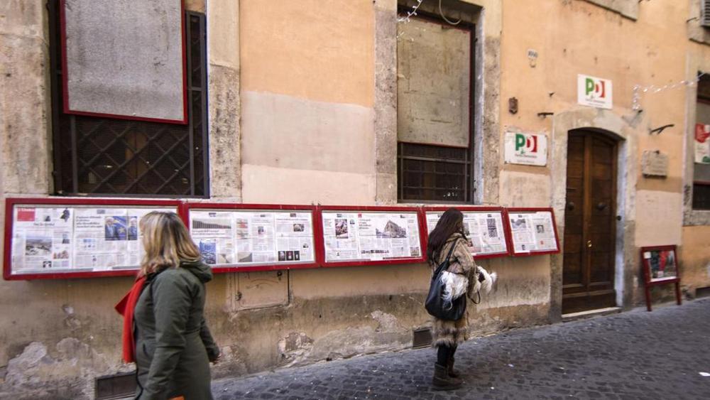 La storica sede Pd di via dei Giubbonari