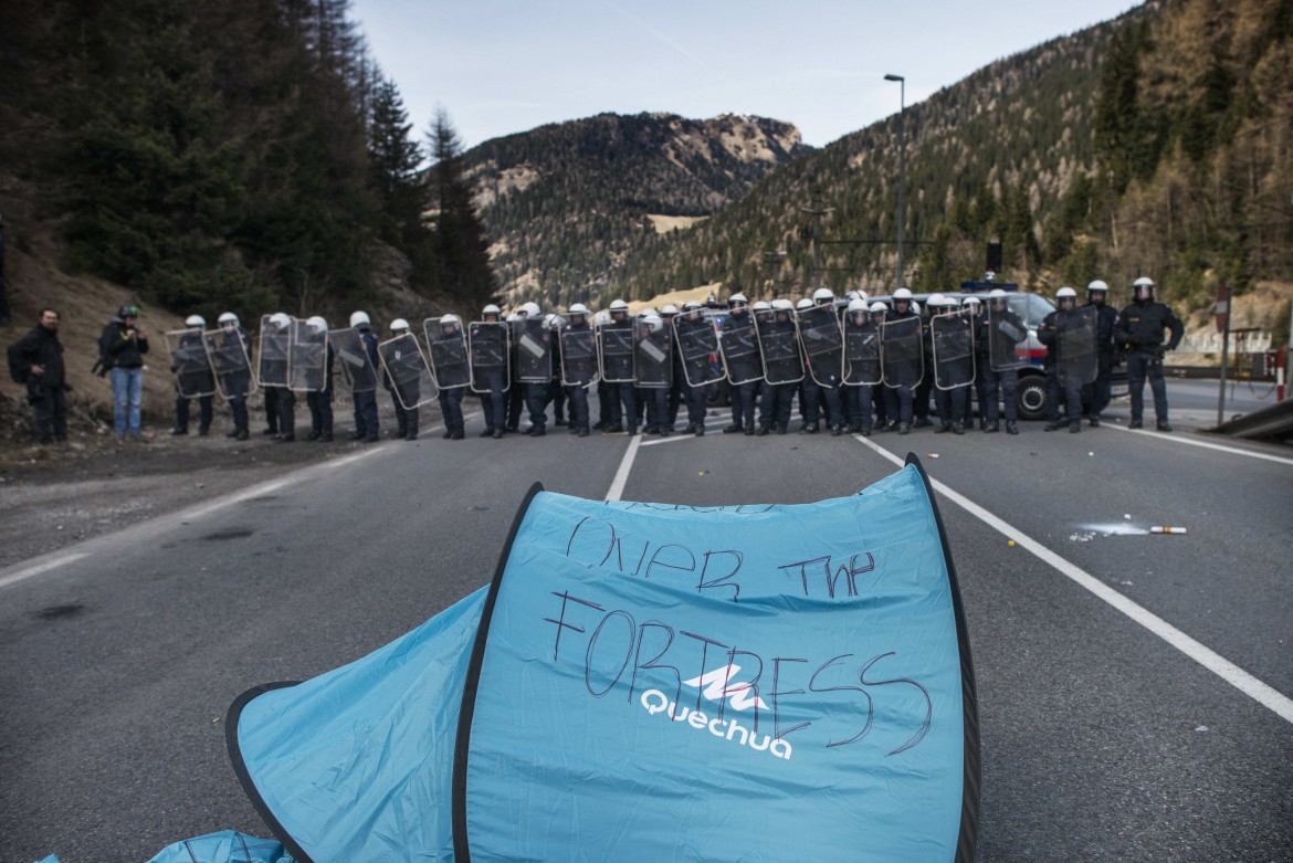 L’Austria alza il muro