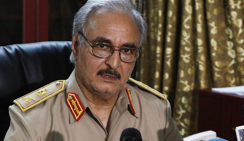 Haftar spacca la Libia. Serraj: fermatelo a Sirte