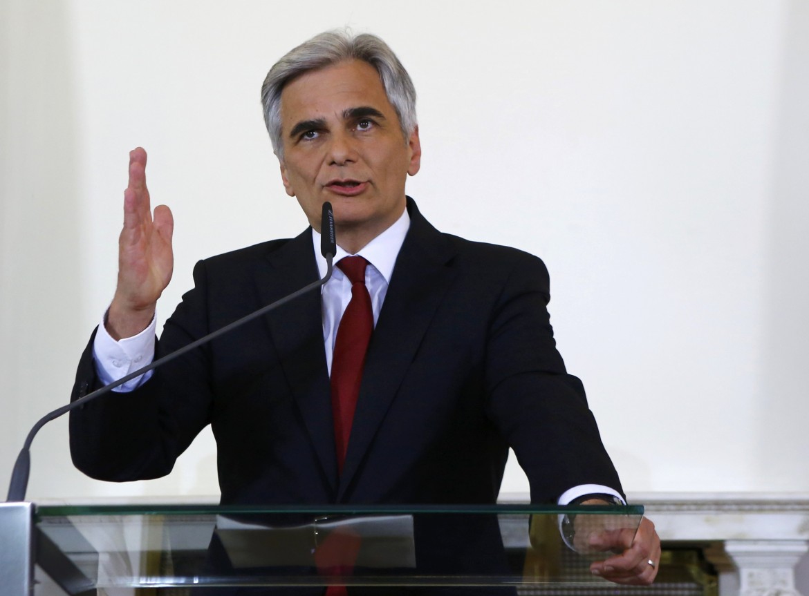 Il cancelliere Faymann si dimette