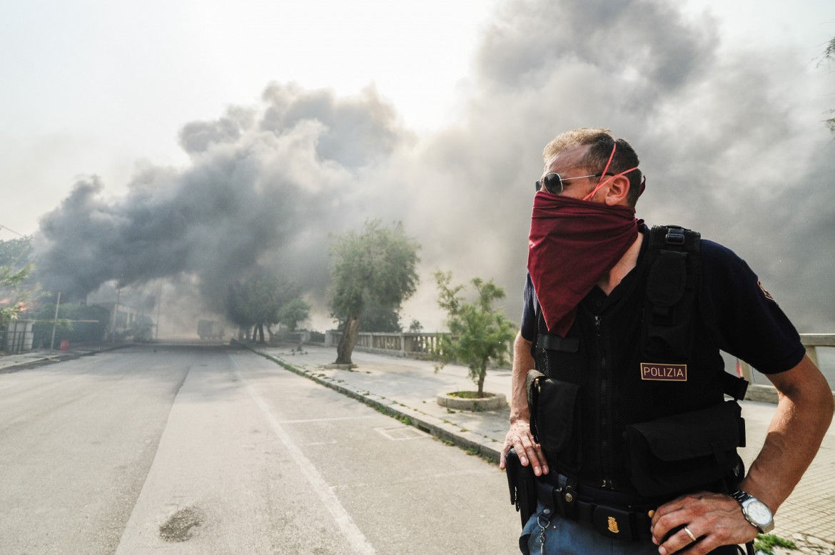 La Sicilia brucia, piromani nel mirino