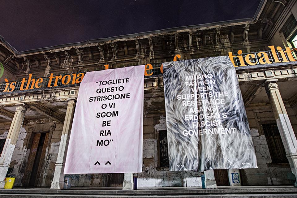 Macao, libero striscione in libero stato