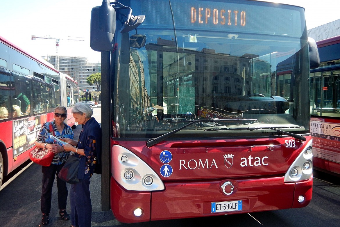 Referendum Atac, primi grillini si schierano per il No alla liberalizzazione