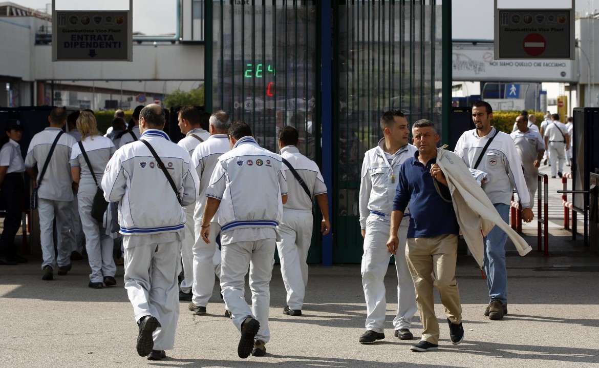 Il dissenso in fabbrica, a Pomigliano non si può