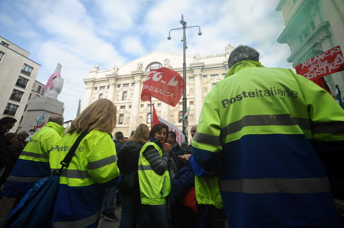 Sciopero generale alle Poste contro privatizzazione e tagli