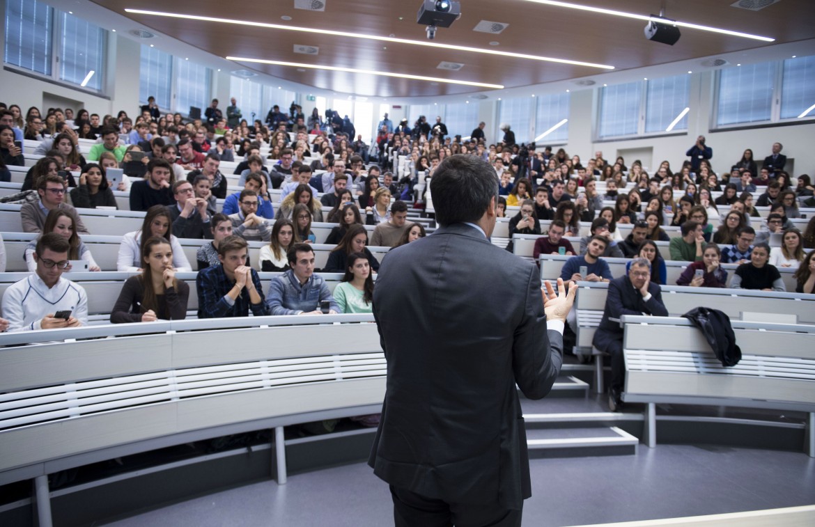 Renzi: “La maggioranza silenziosa è con noi”