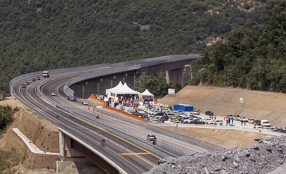 «Fine della Salerno-Reggio»: la balla di Renzi senza Renzi