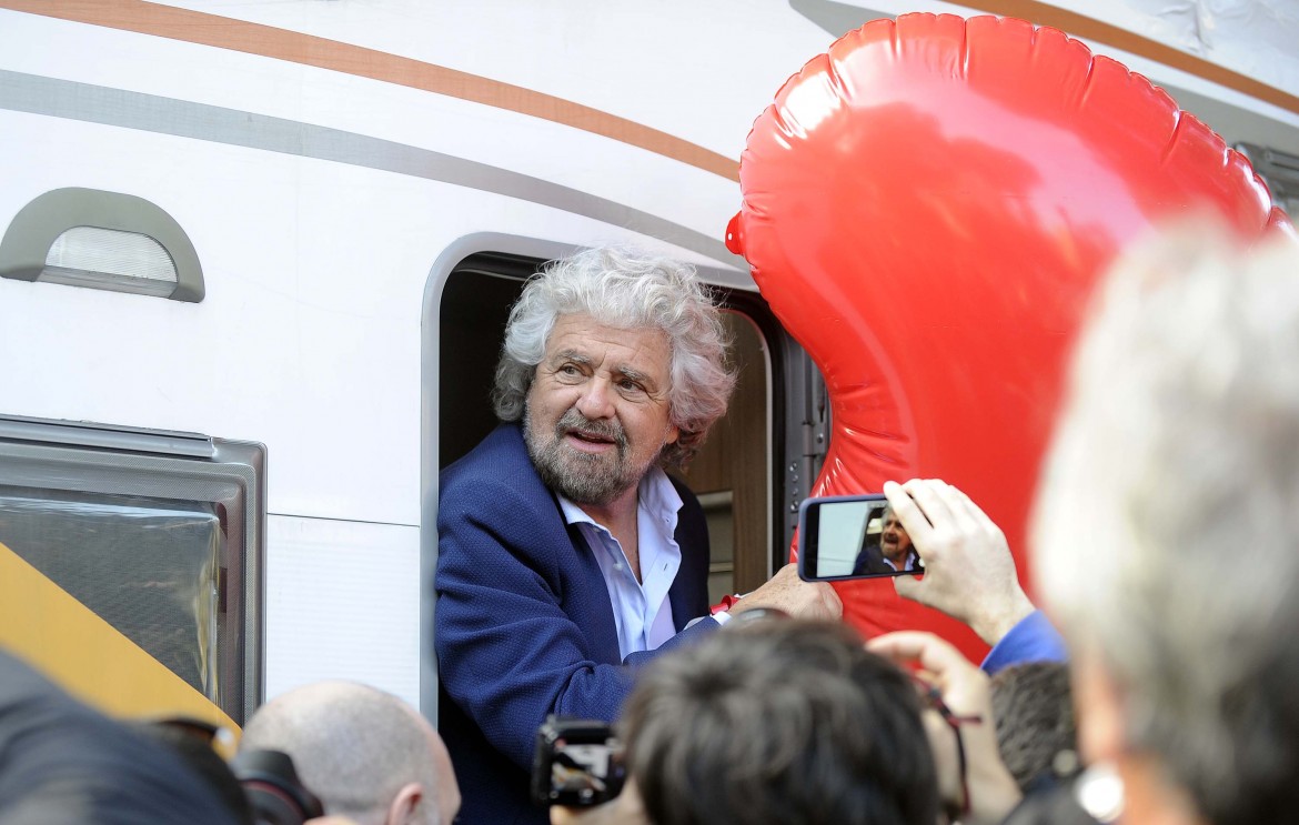 Perugia-Assisi, Movimento 5 Stelle oggi in marcia per il «reddito di cittadinanza»