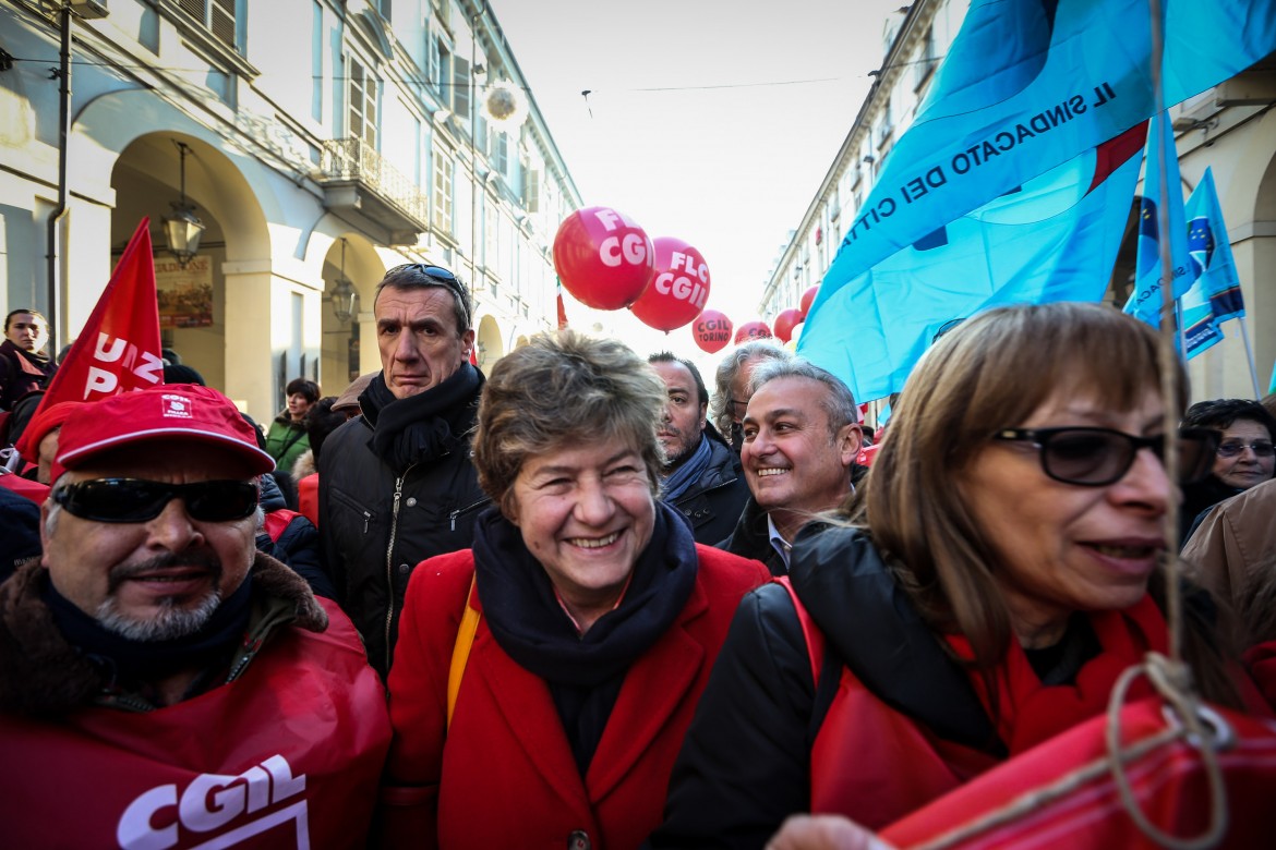 La Cgil in piazza: «Adesso la Carta dei diritti universali»