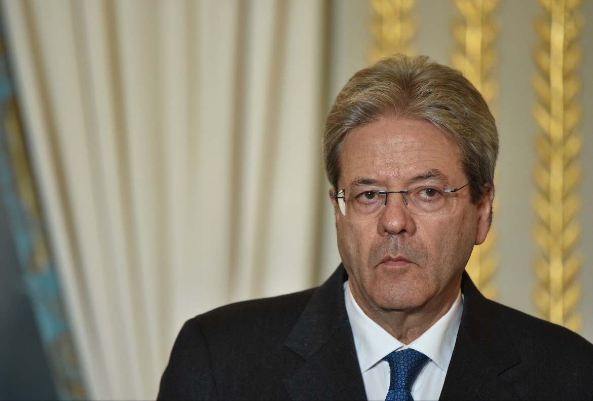 Angioplastica per Gentiloni: «Sto bene»