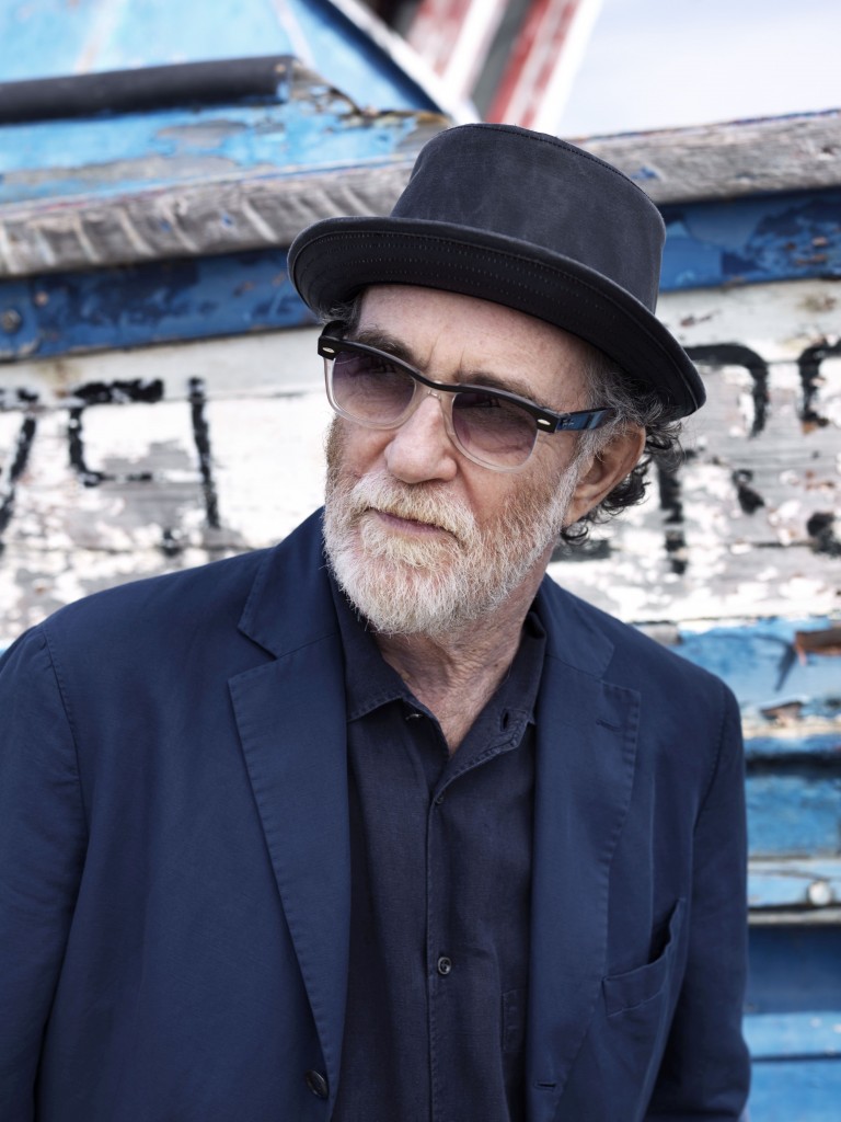 De Gregori: «il vulcano è una metafora inquietante del presente»