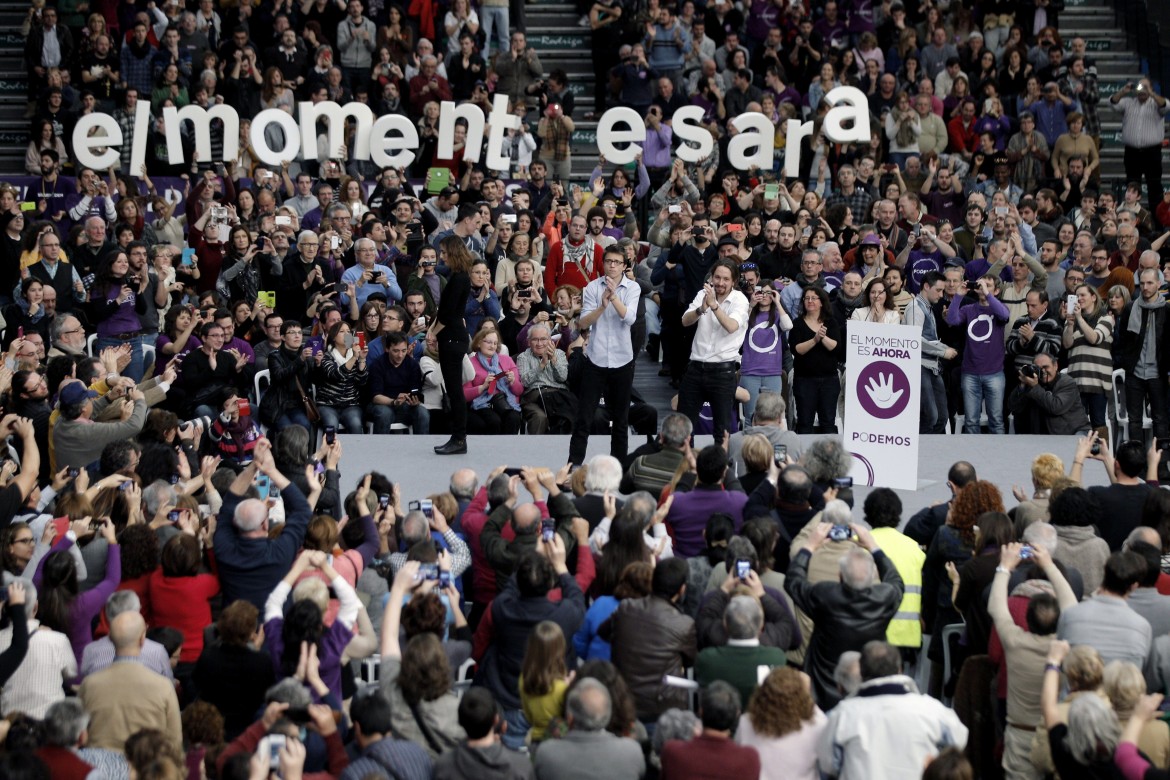 Una frattura che si estende dal centro alla periferia, i viola della Catalogna