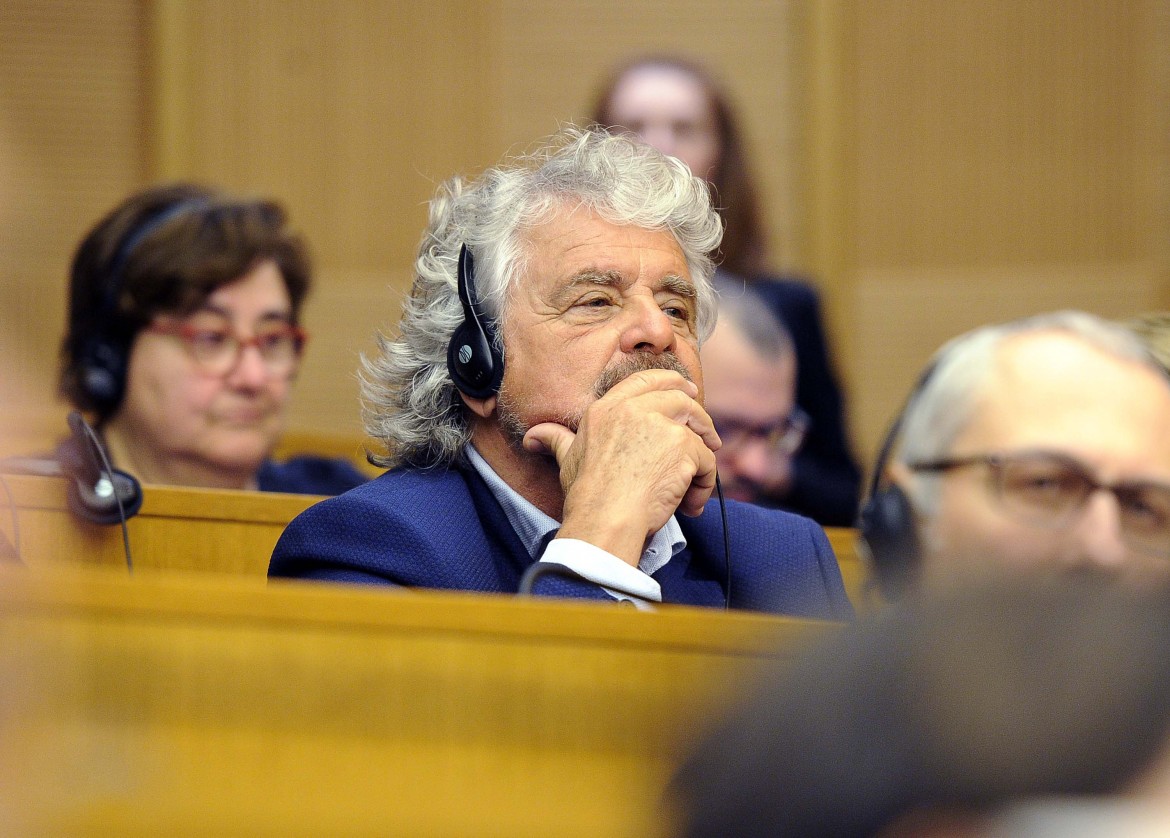 Grillo serra le file, ma Genova lascia il segno