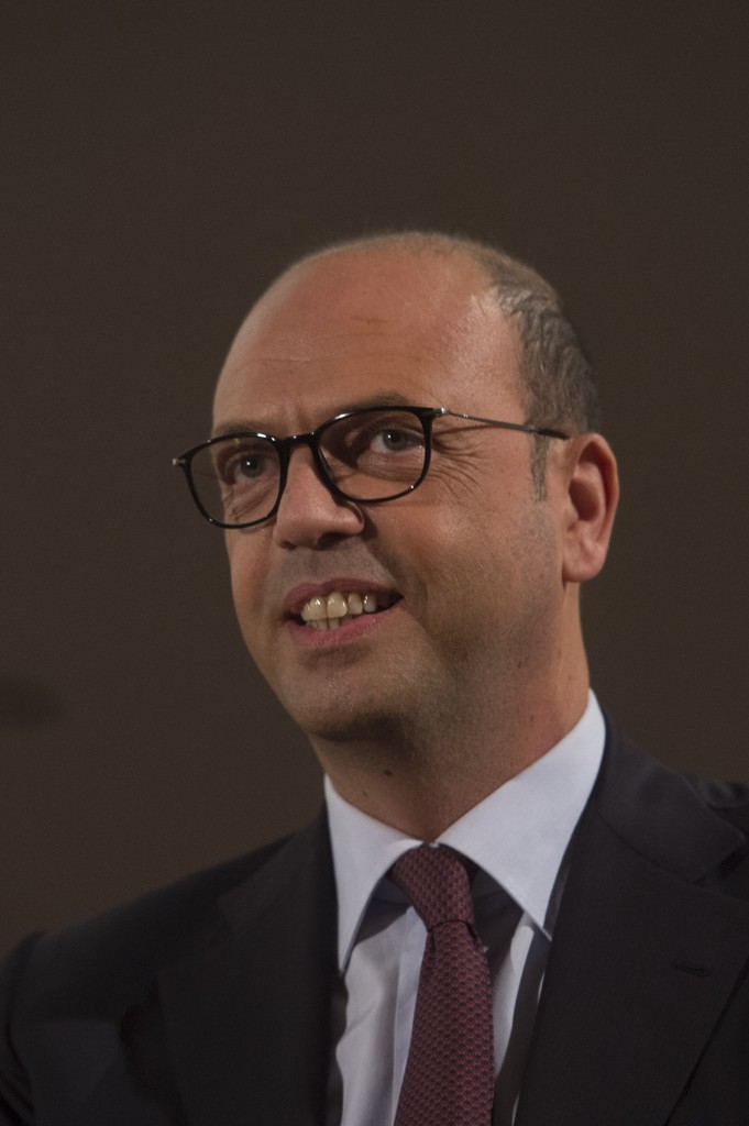 Alfano punta i piedi: se non cambia, non voteremo il decreto voucher