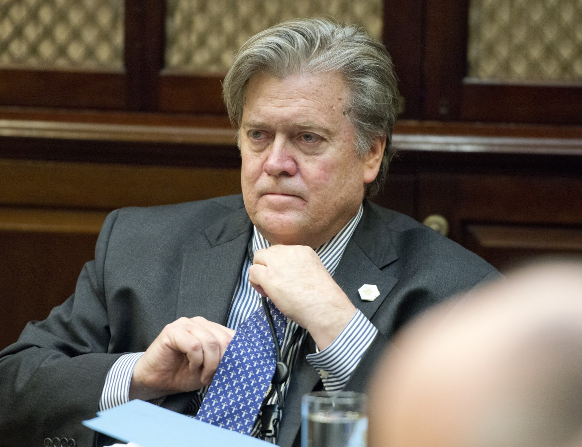 Russiagate, Steve Bannon convocato dal procuratore Mueller