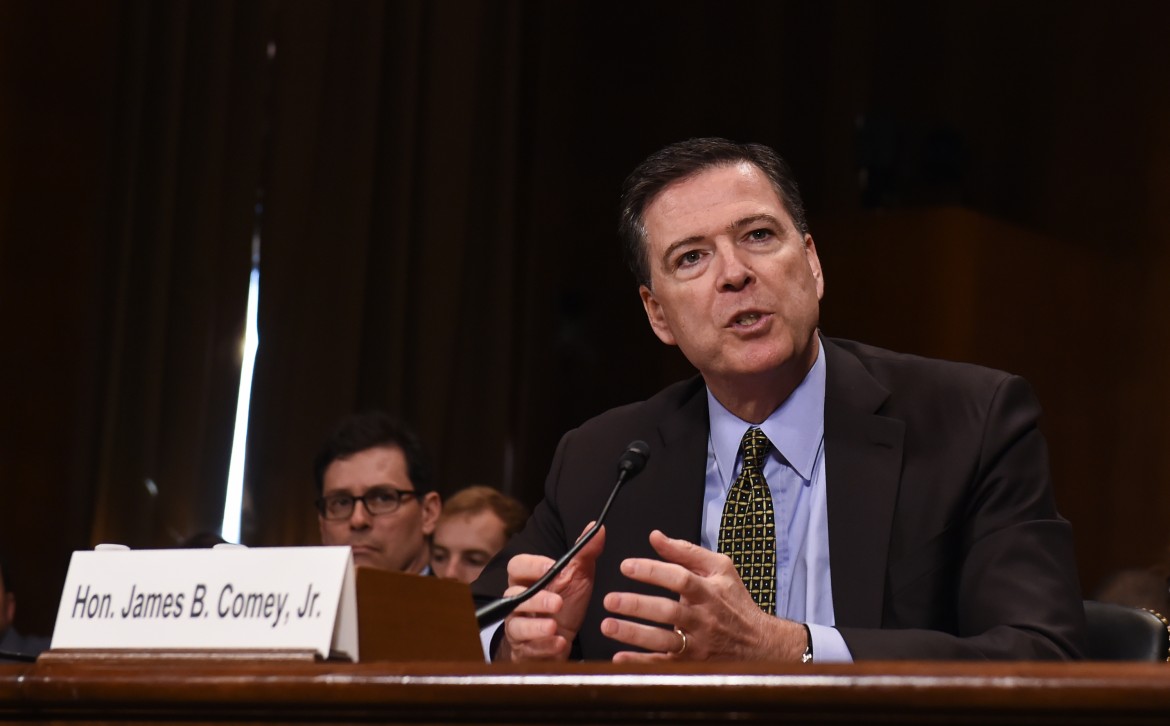 Trump licenzia il Russiagate, Comey l’affossatore di Clinton