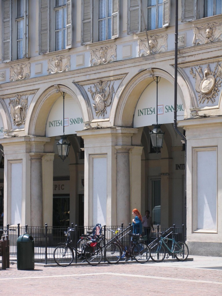 Banche, offerta Intesa-San Paolo per uno spezzatino veneto