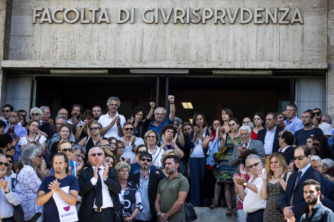 L’ultimo saluto a Stefano Rodotà, il «presidente» dei diritti