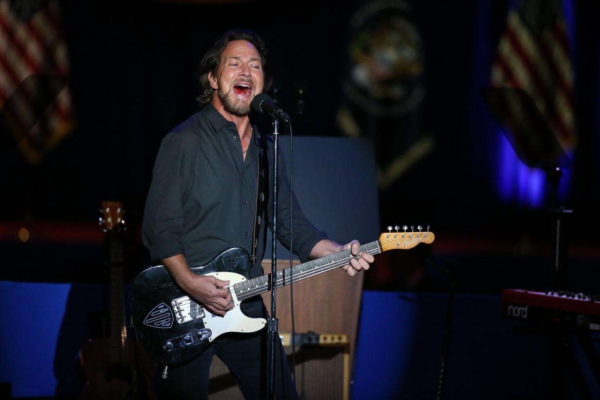 Eddie Vedder incendia Firenze