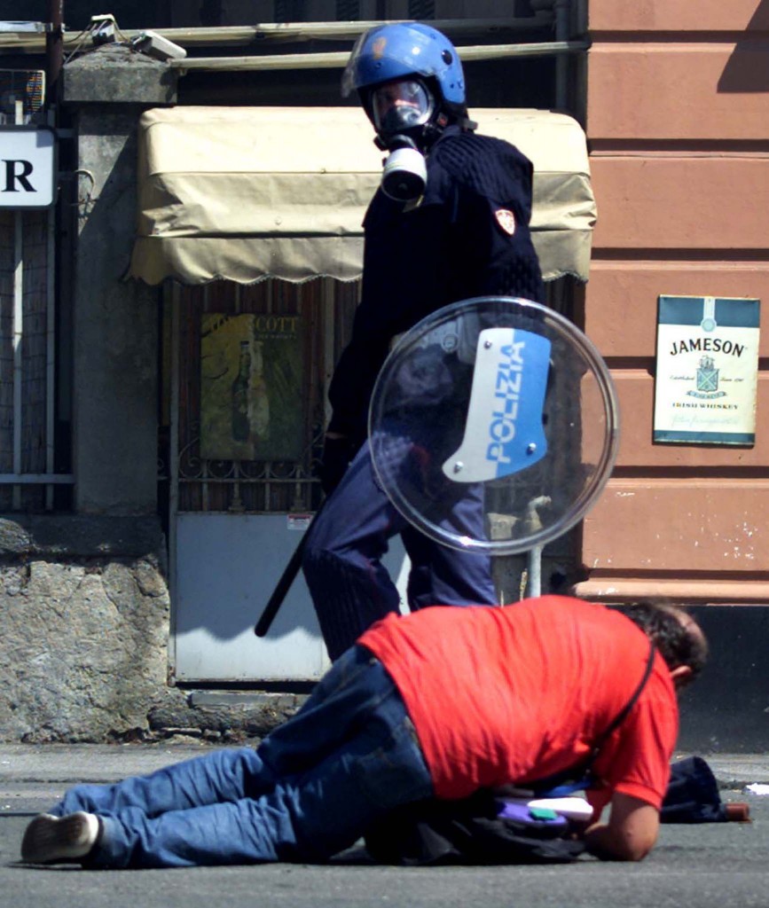 Per i poliziotti condannati per la scuola Diaz, fine interdizione via al reintegro