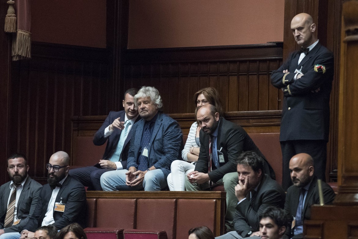 Vitalizi, scontro sulla paternità di una legge rischiosa per tutti