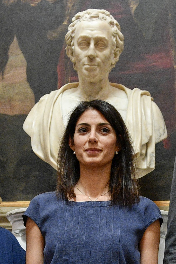 Lo scontro Raggi-Mazzillo allarga la giunta: nominati due nuove assessore