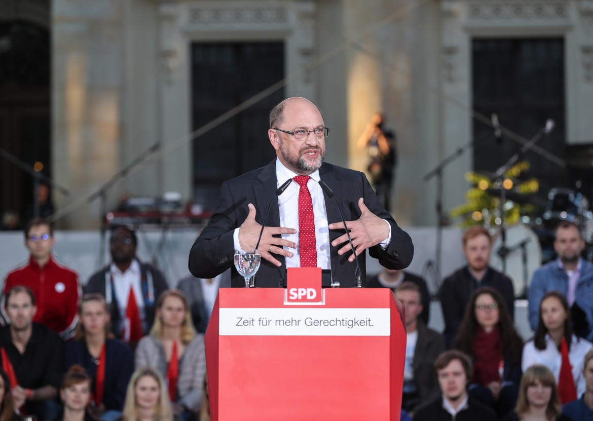 Bassa Sassonia, vince Schulz (Spd), sconfitta Merkel