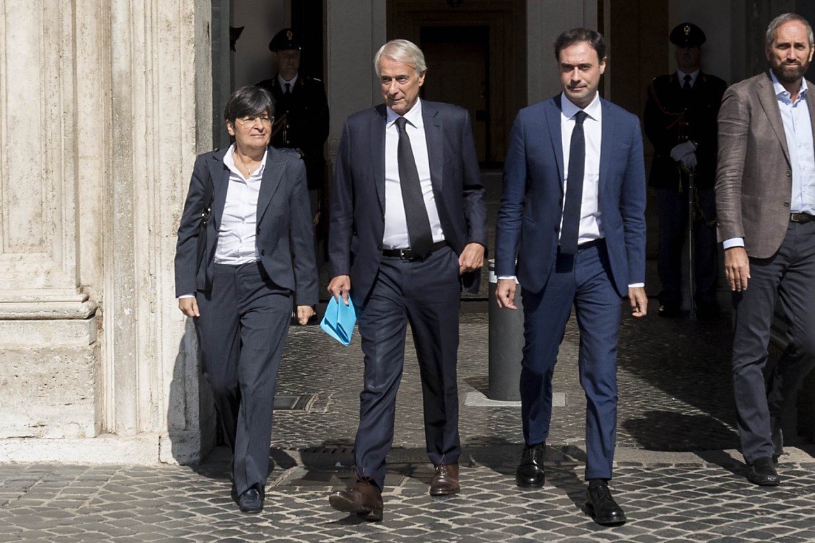 «Manovra, via il super ticket». Pisapia chiede «un segnale»