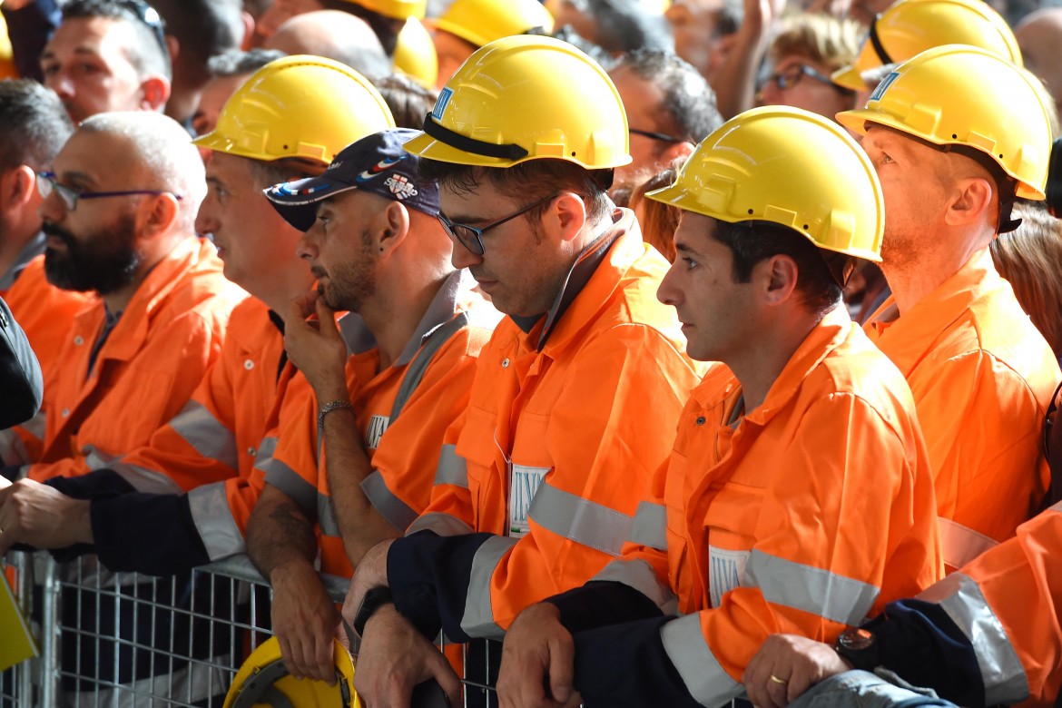 Ilva, 4mila esuberi e Jobsact, Genova si ribella: sciopero