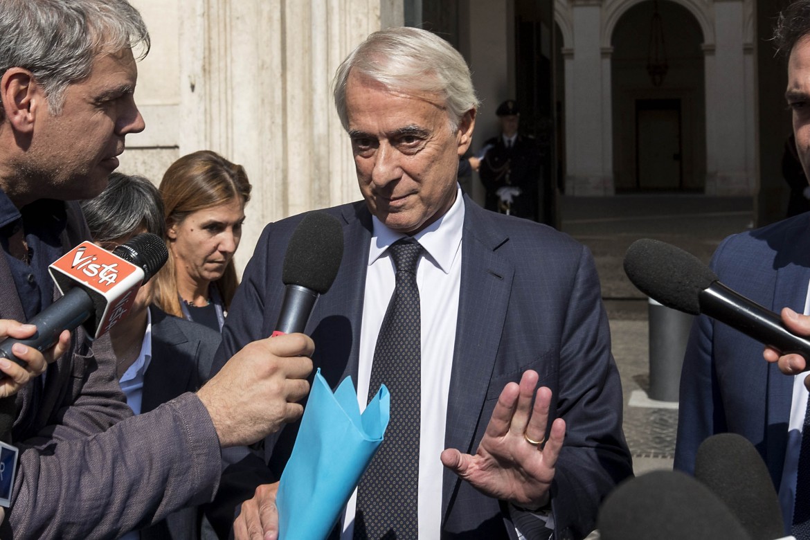 Pressing Pd su Pisapia, ma i suoi dicono no a Renzi