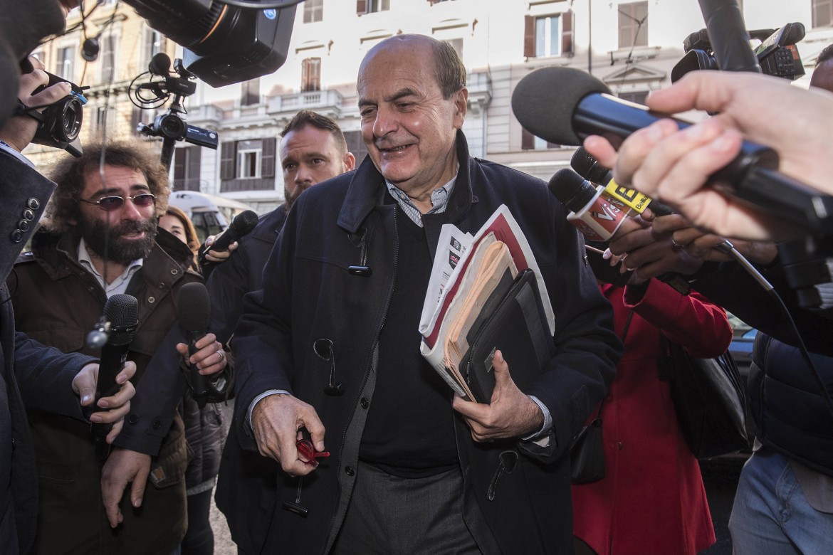 Bersani: il Pd riparta da dove ha rotto ma la sinistra non sia settaria