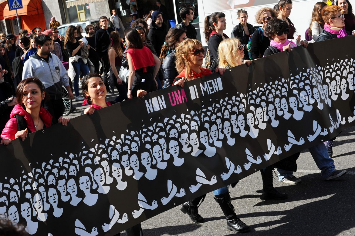 In tutta Italia, un sostegno deciso alla lotta delle donne