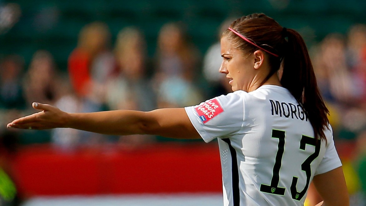 Le ragazze nel pallone