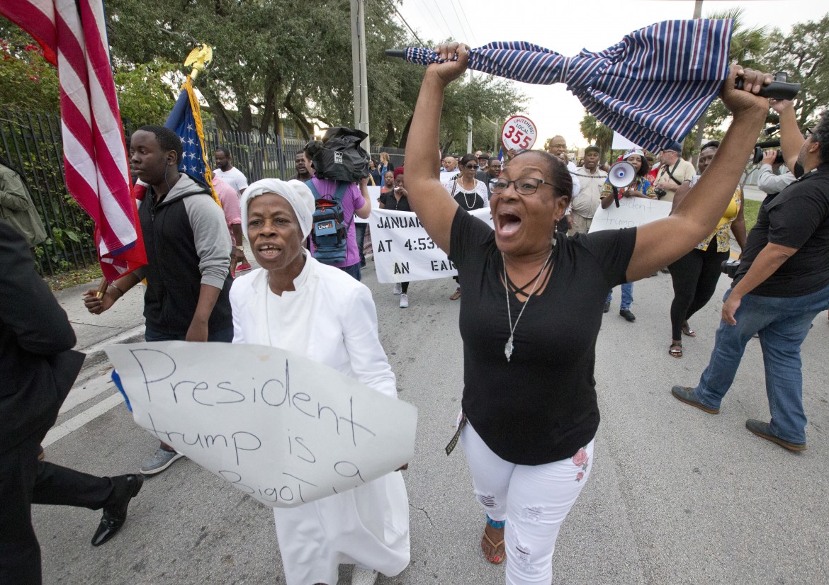 Dall’Africa a Oslo, il razzismo di Trump indigna il mondo