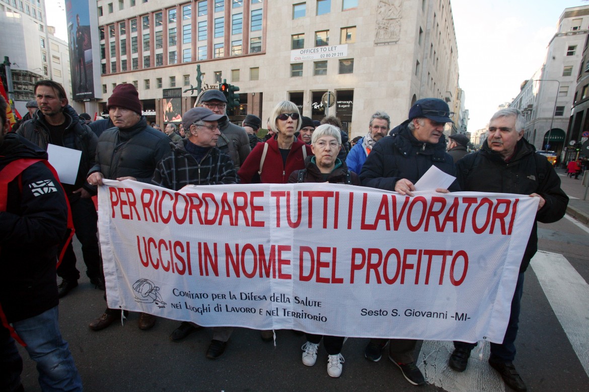 Incidenti sul lavoro, Poletti convoca un vertice al ministero