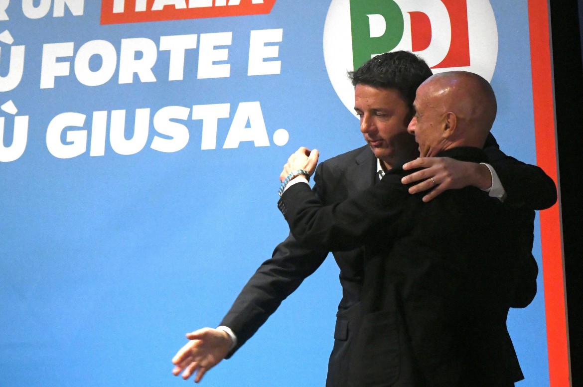 Renzi con Minniti a caccia di voti sulla «sicurezza»