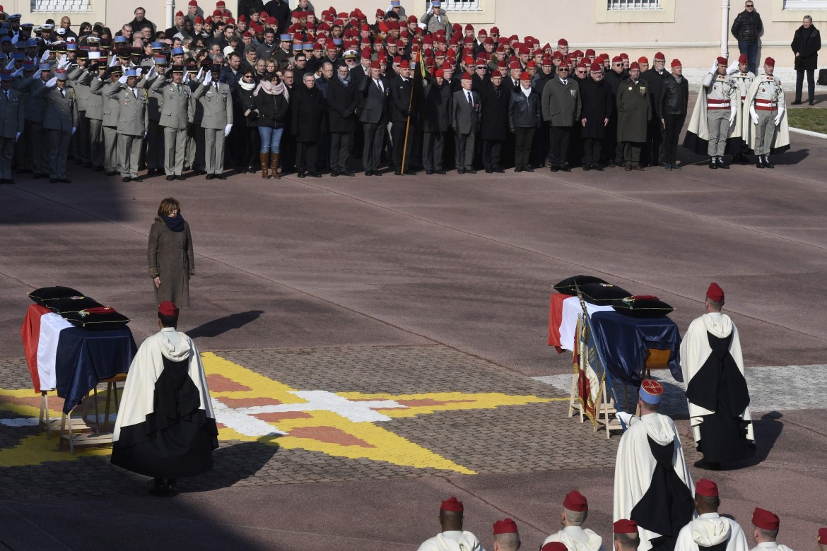 Militari e caschi blu nel mirino, 10 morti in Mali