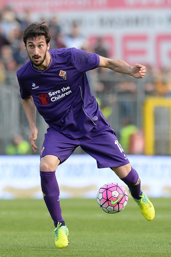 Astori, il calcio si ferma