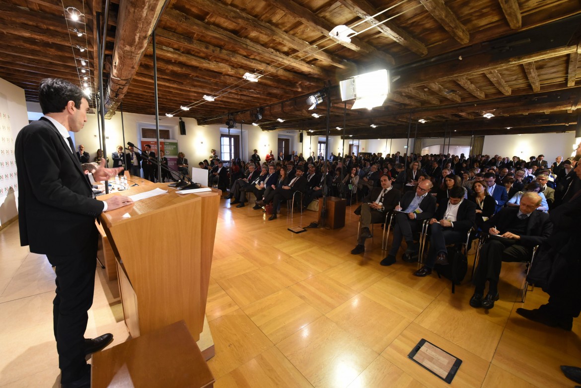 «No al governo M5S». Era Renzi al tramonto ma la linea la detta lui