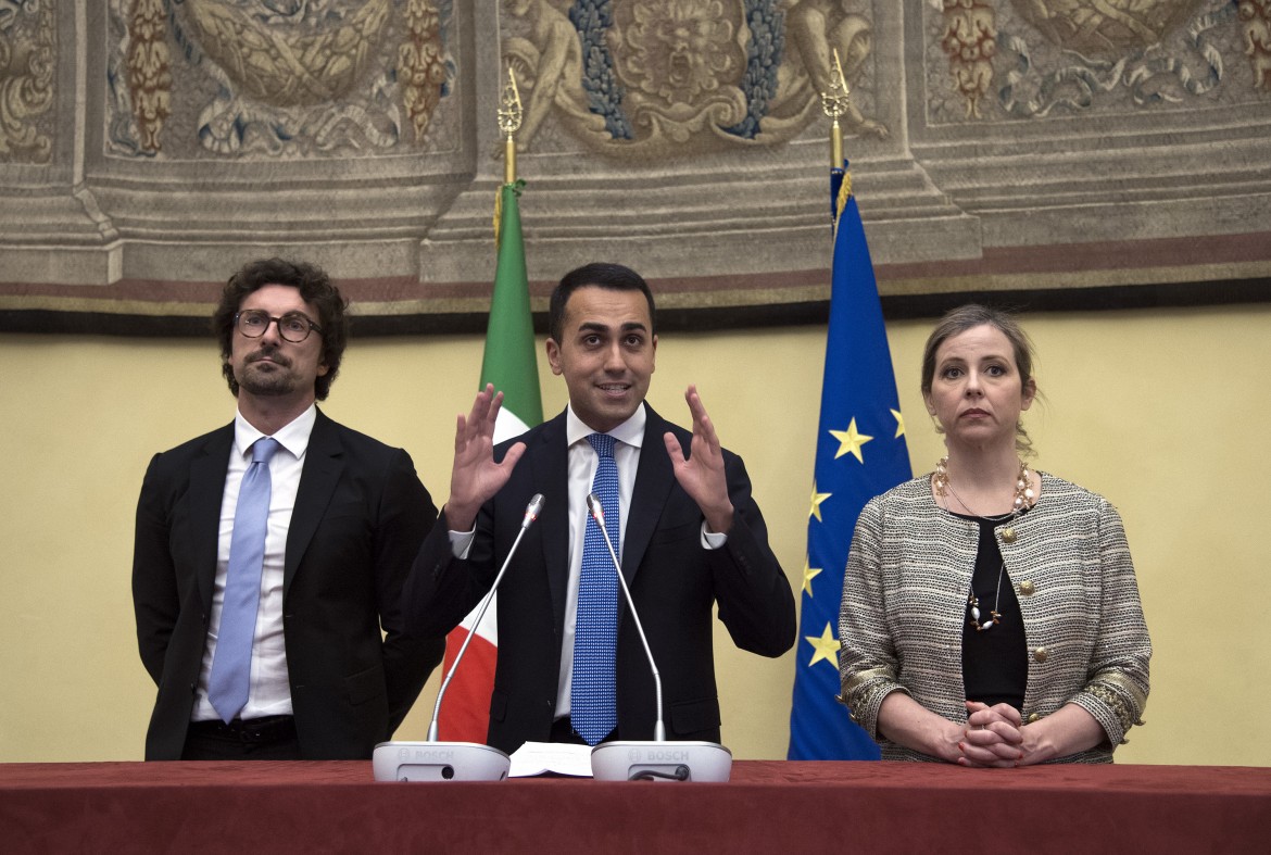 Di Maio ai parlamentari: «Voglio provarci fino in fondo»