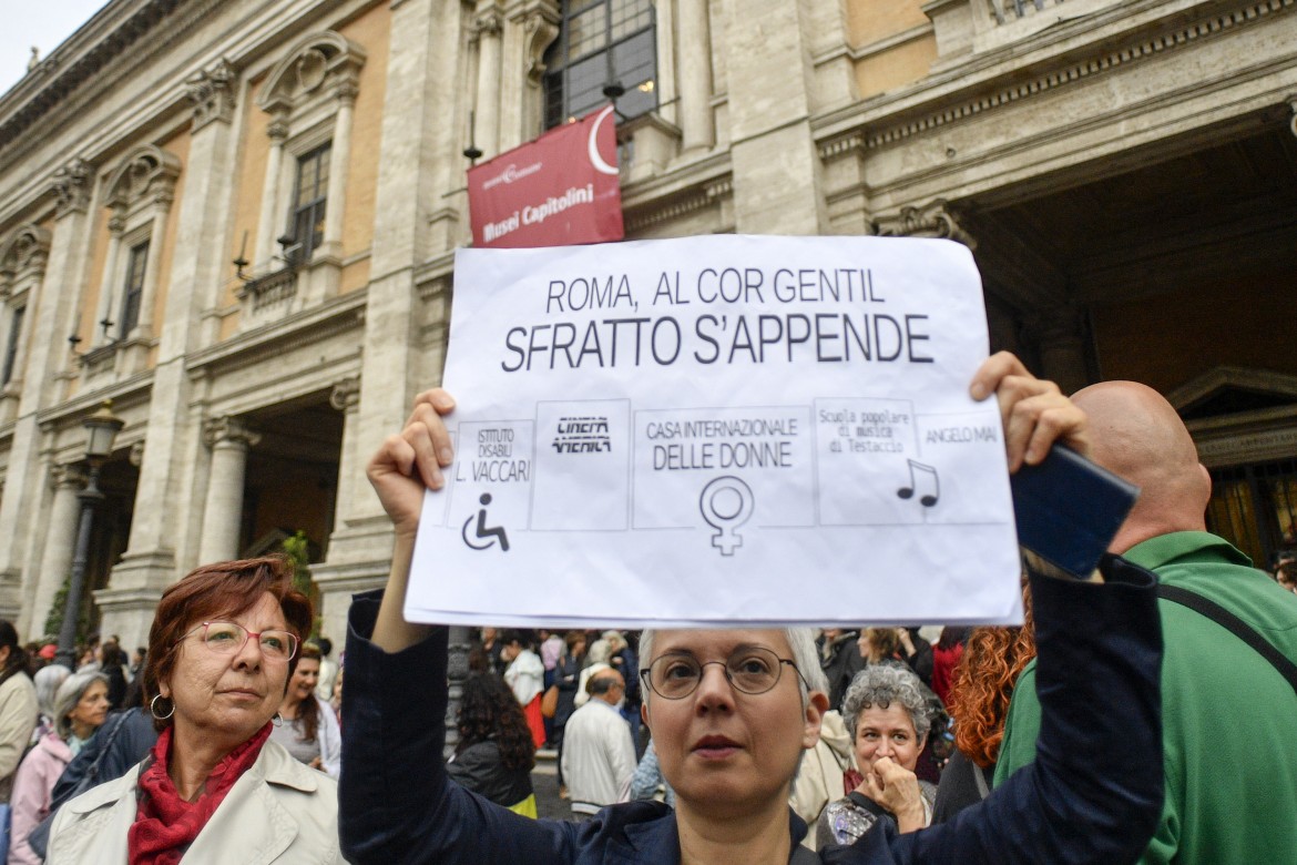 L’ipocrisia della «legalità» contro la Casa internazionale delle donne