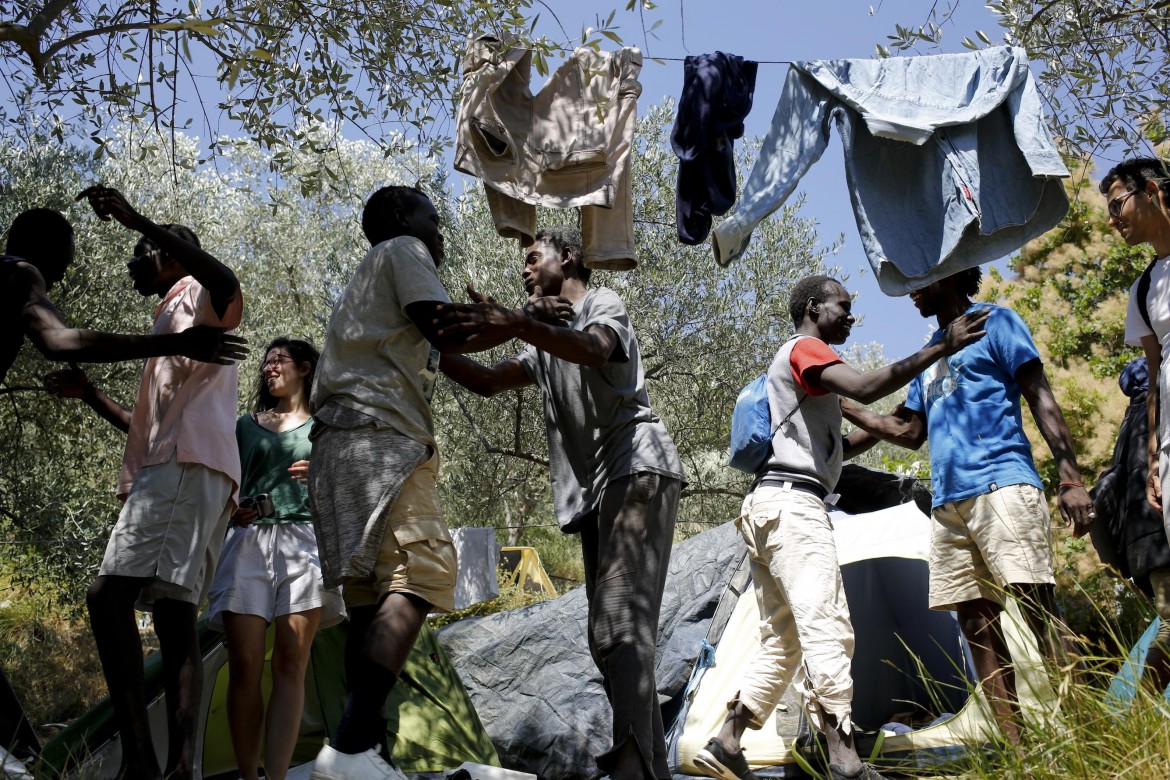 Un urlo di dolore e speranza dalla parte dei migranti