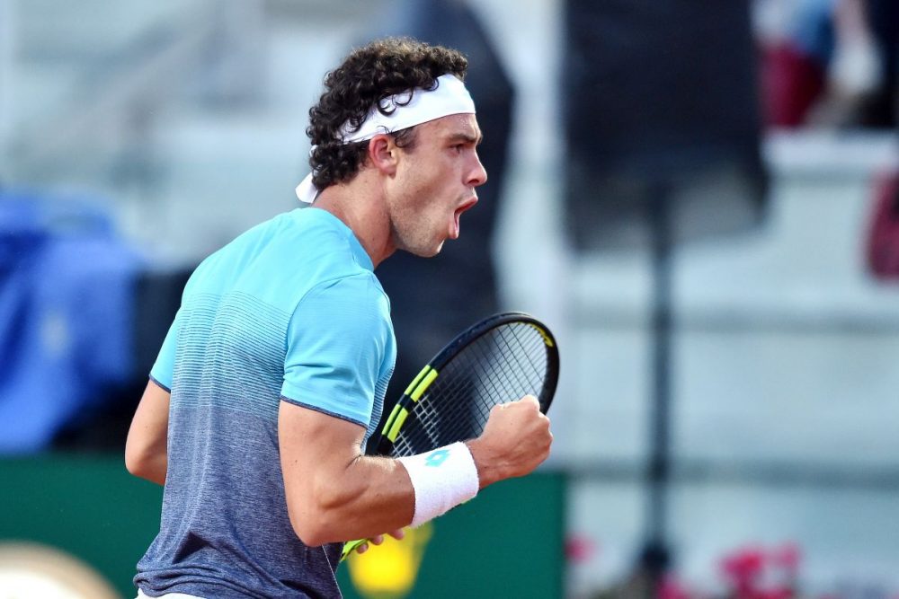 Cecchinato lotta con Thiem poi cede  Finisce l’avventura al Roland Garros